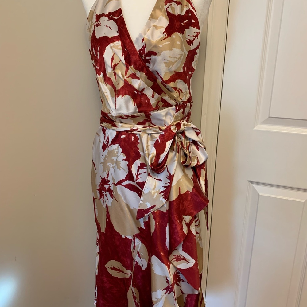 Beautiful BCBG summer dress - Picture 2 of 11